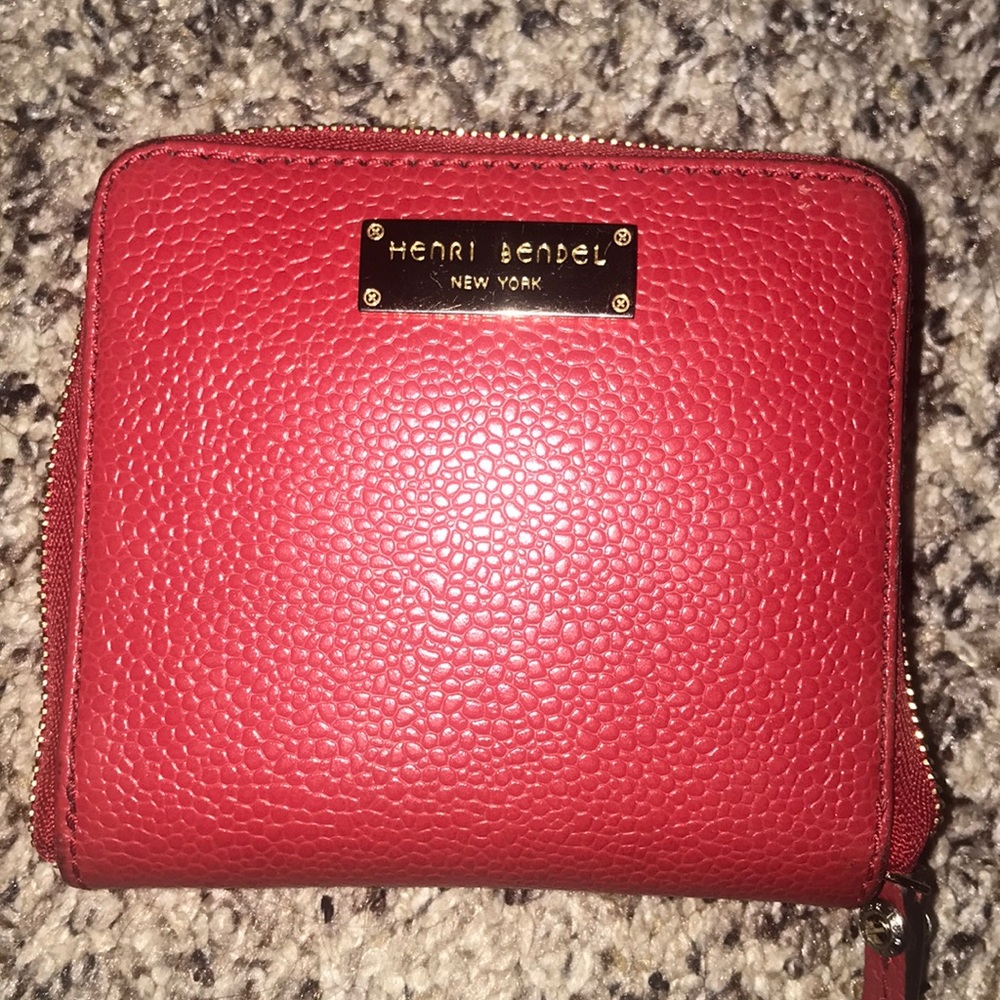 Henri Bendel Wallet!!